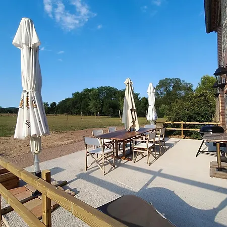 Le Reflet Du Trefle * Puybegon