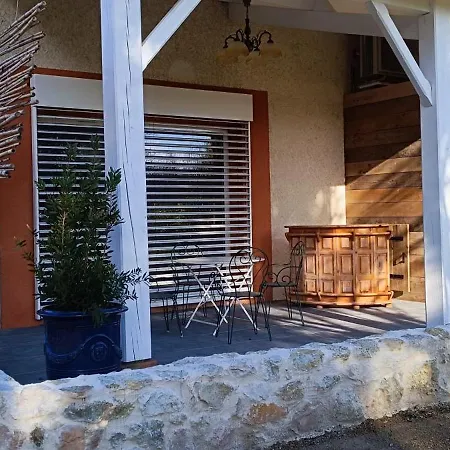 Le Reflet Du Trefle 別荘 Puybegon