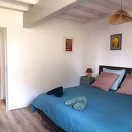 Le Reflet Du Trefle * Puybegon