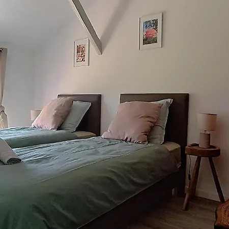 Le Reflet Du Trefle Puybegon