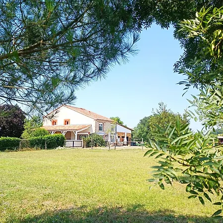 Le Reflet Du Trefle 別荘